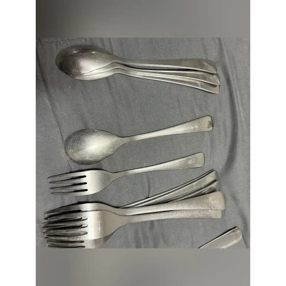 28 Pc Vintage Teardrop Flatware Set Stainless Silverware Service 7+